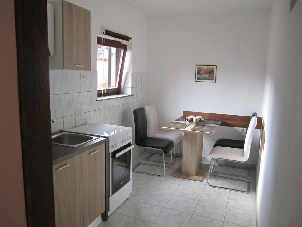Helena Apartman Póla