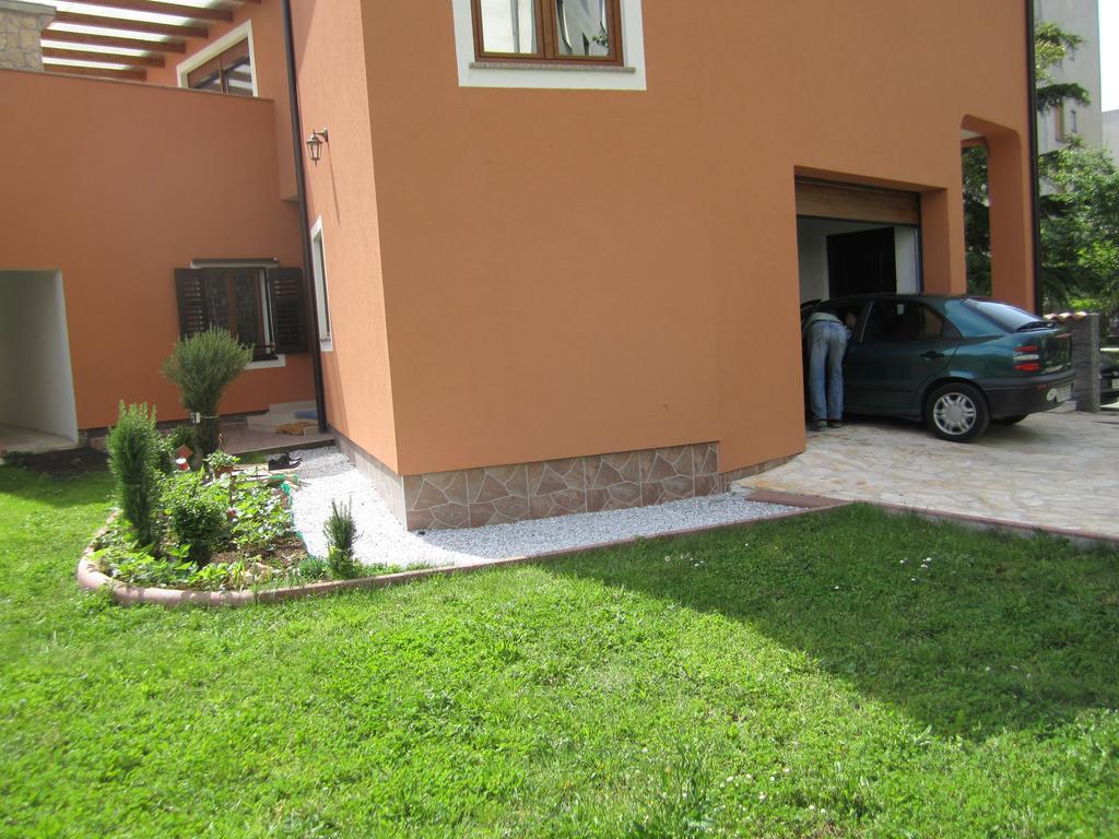 Apartment Helena Pula